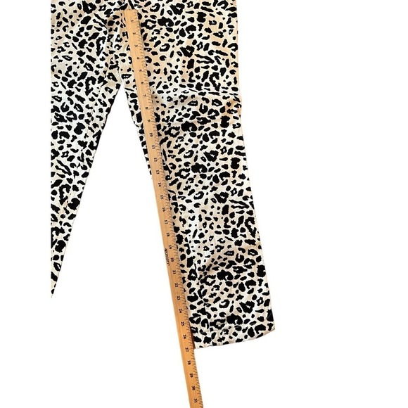 Forever 21 Ankle Pant Women's Size L White Leopard Straight Leg Mid-Rise Cotton - Picture 5 of 6
